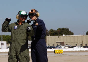 Actor Lou Diamond Phillips visits sailors in Naval Station North Island