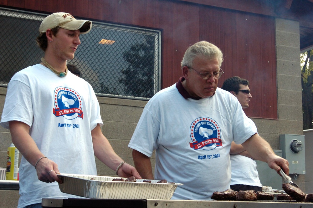 Dozens of Volunteers Prepare, Cook and Serve Meals Fo Family, Friends, Troo