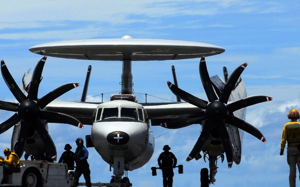 Taxing the E-2C Hawkeye