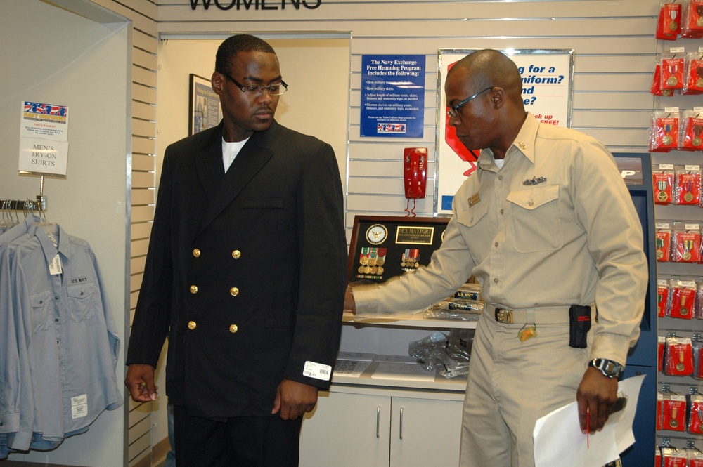 Chief Petty Officer's try on uniform