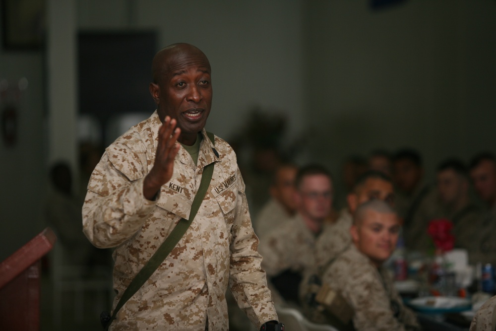 Sgt. Maj. of the Marine Corps visits II MEF