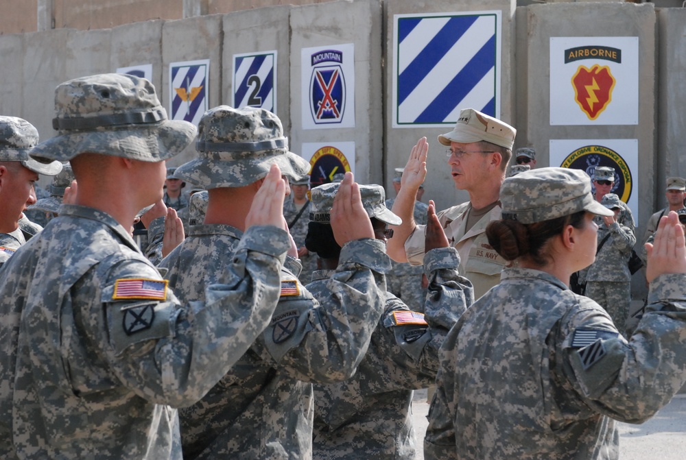 Chairman of Joint Chiefs of Staff re-enlists Iraqi veterans