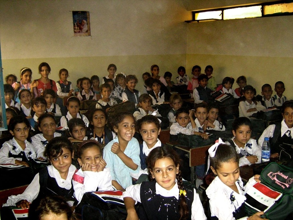 Supply mission provides Iraqi students school basics