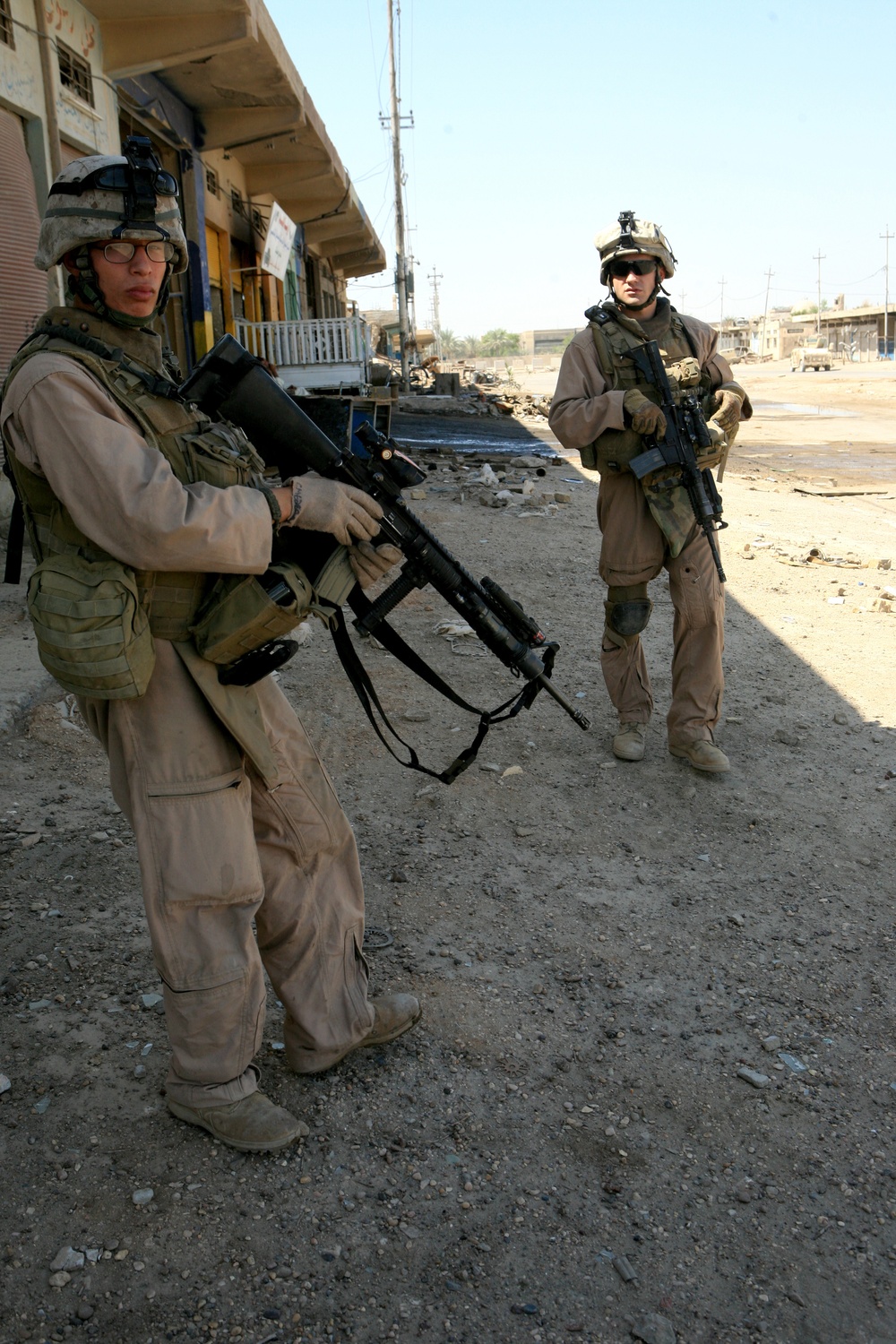 Patrol through city of Al Fallujah