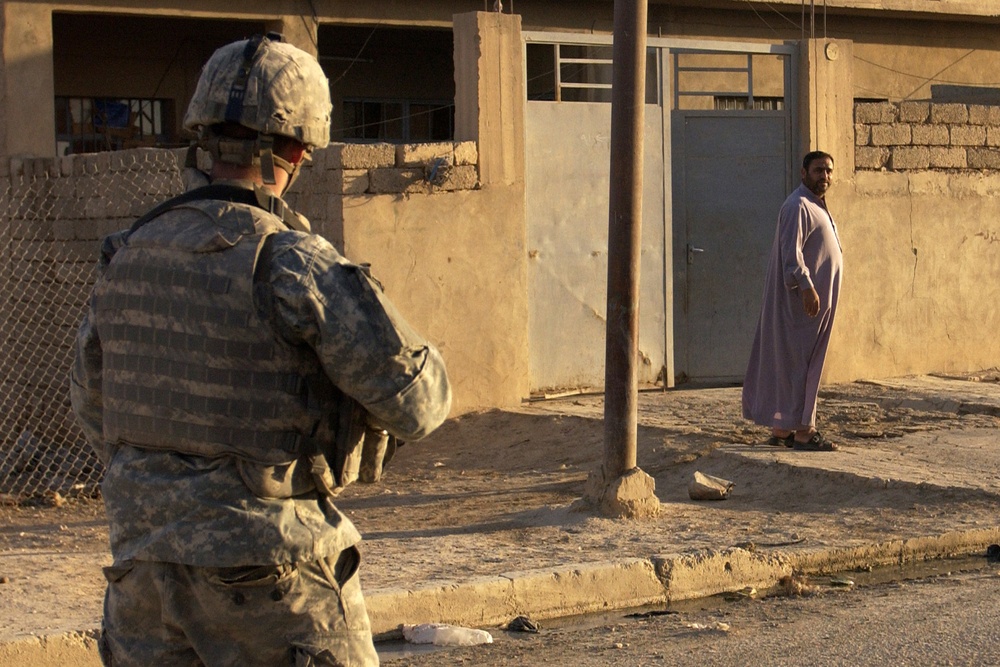 Iraqi Army Soldiers Lead Cordon and Search Operations