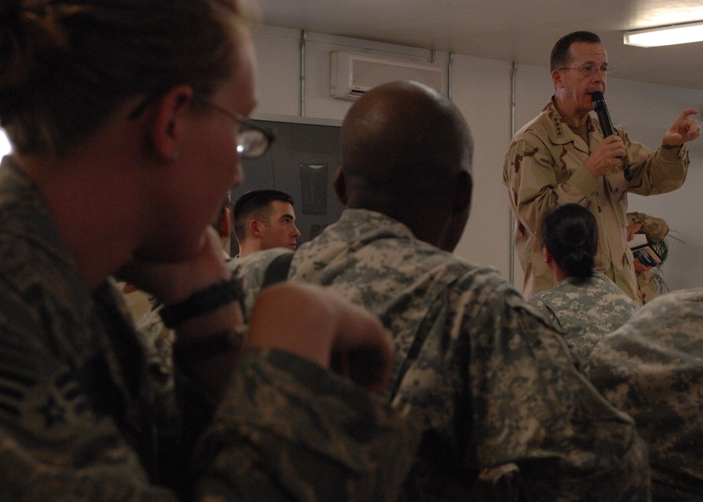 New Chairman visits Bagram Airfield