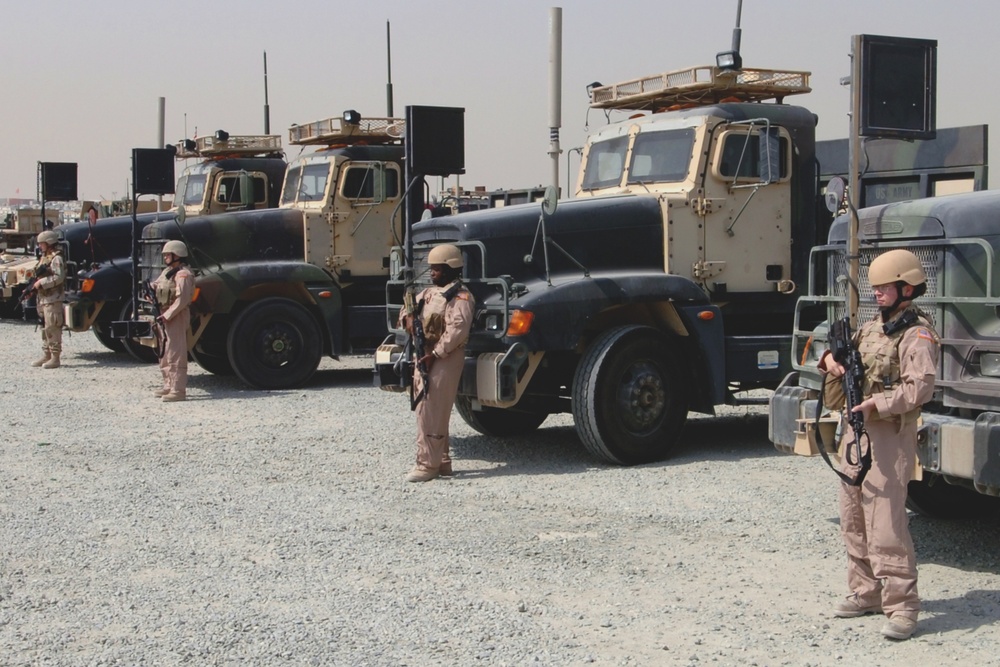 Women truck drivers run supplies to Iraq