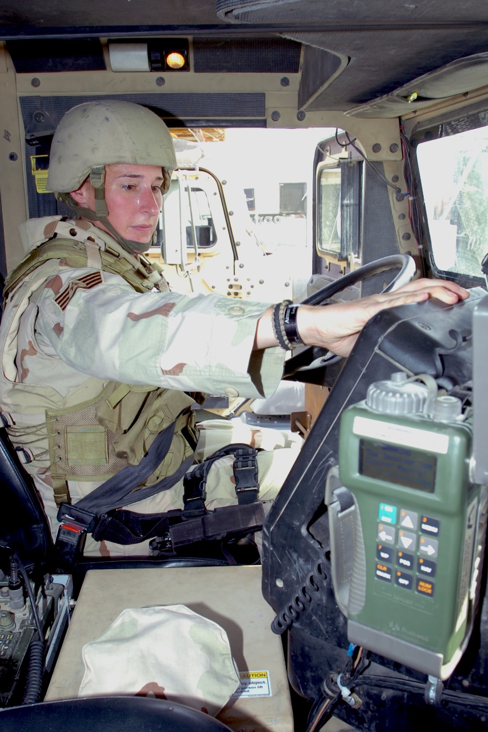 Women truck drivers run supplies to Iraq