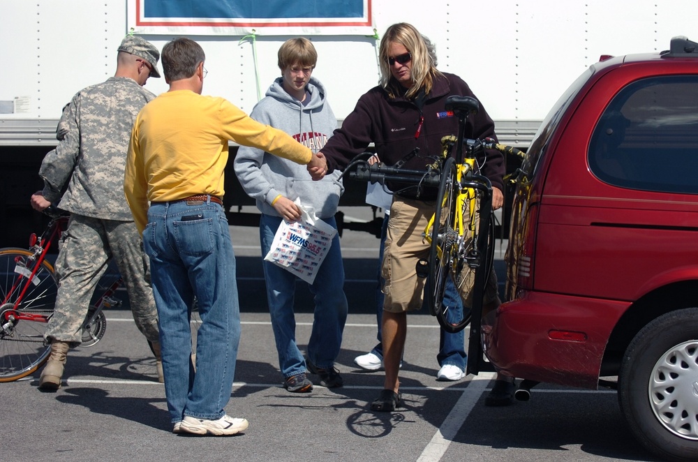 Indianapolis, USO team up to put wheels on Atterbury