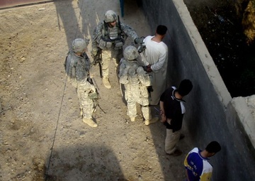 Tips lead to arrests in Salman Pak