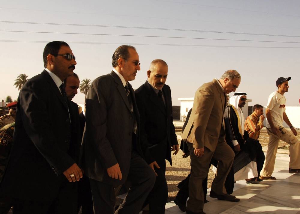 Funeral in city of Ramadi