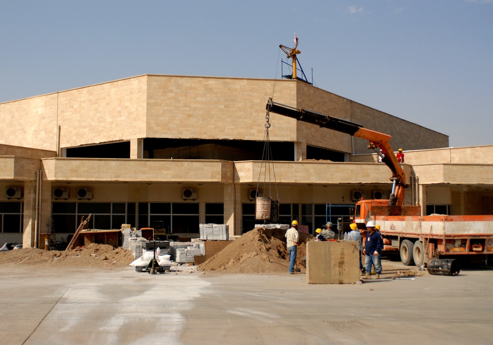 Flight to Mecca: Iraqis and U.S. Army Corps of Engineers build terminal, op
