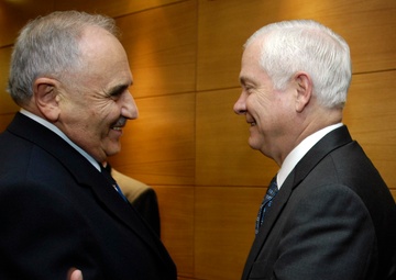 Gates Meets With Turkish Minister in Wake of Kurdish Attacks