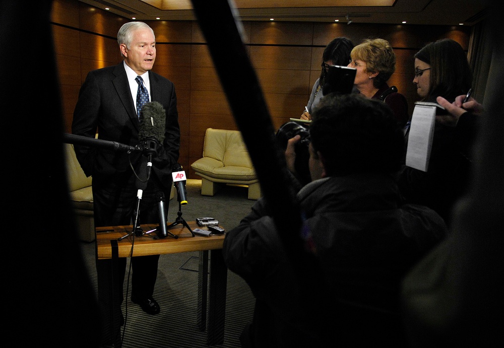 Gates Meets With Turkish Minister in Wake of Kurdish Attacks