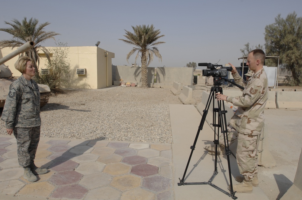 hometown holiday greetings