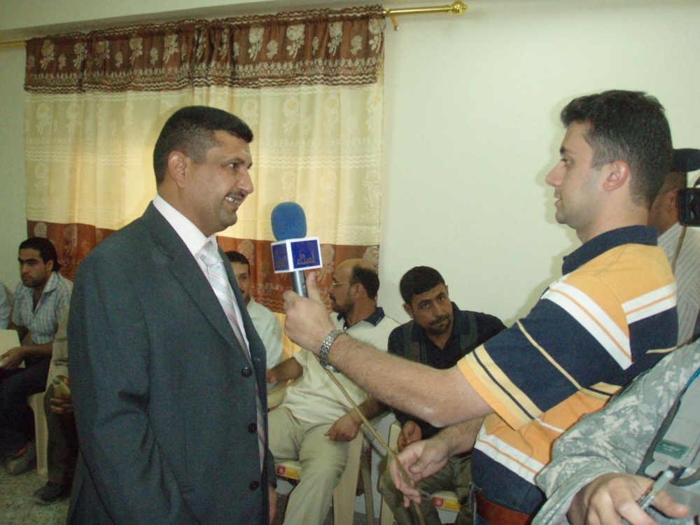 Hammer Leaders Promote Peace Through Economy