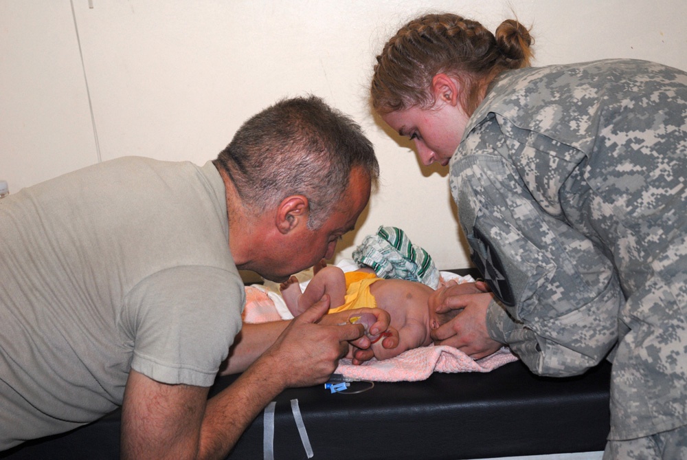 Medical Aid provided to Iraqi families