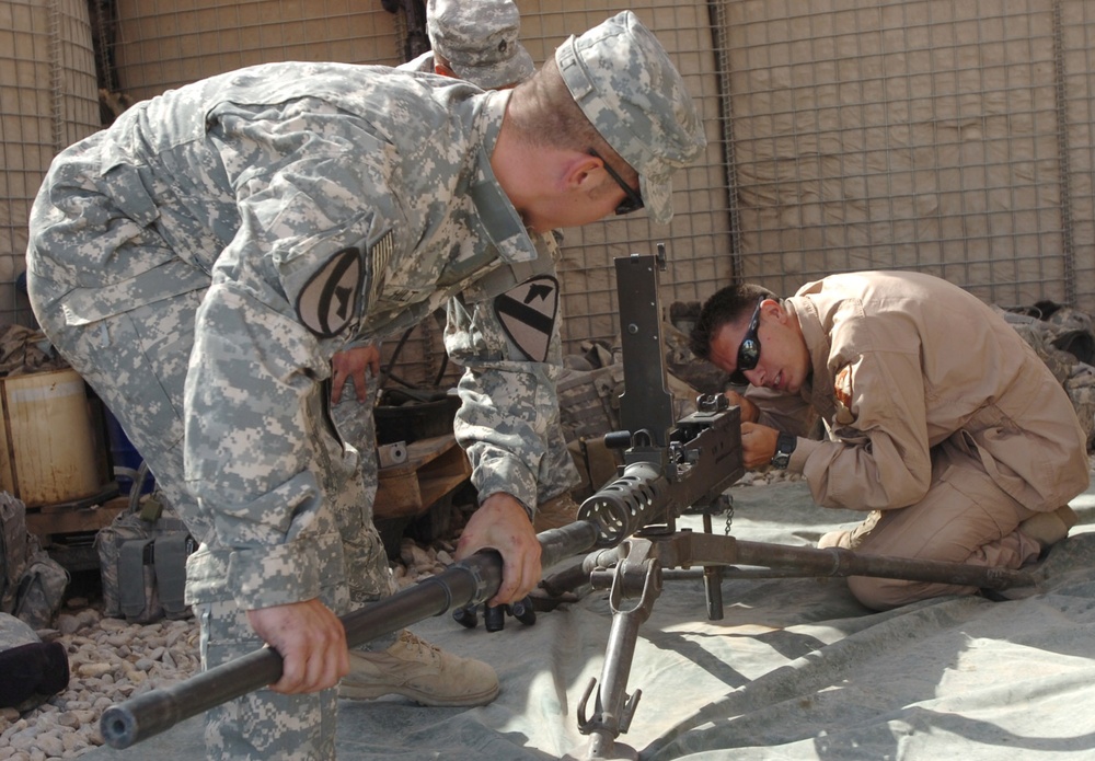 Dragon red legs vie to be best field artillery crew in Top Gun competition