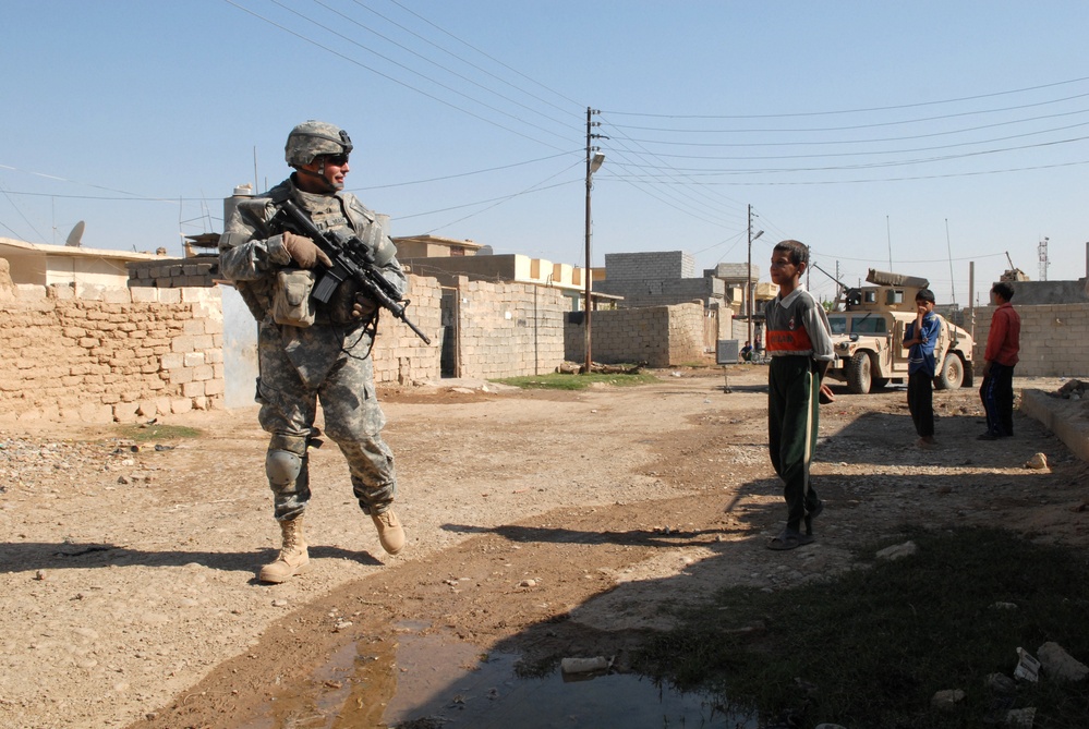 Iraqi Army Cordon and Search Mission