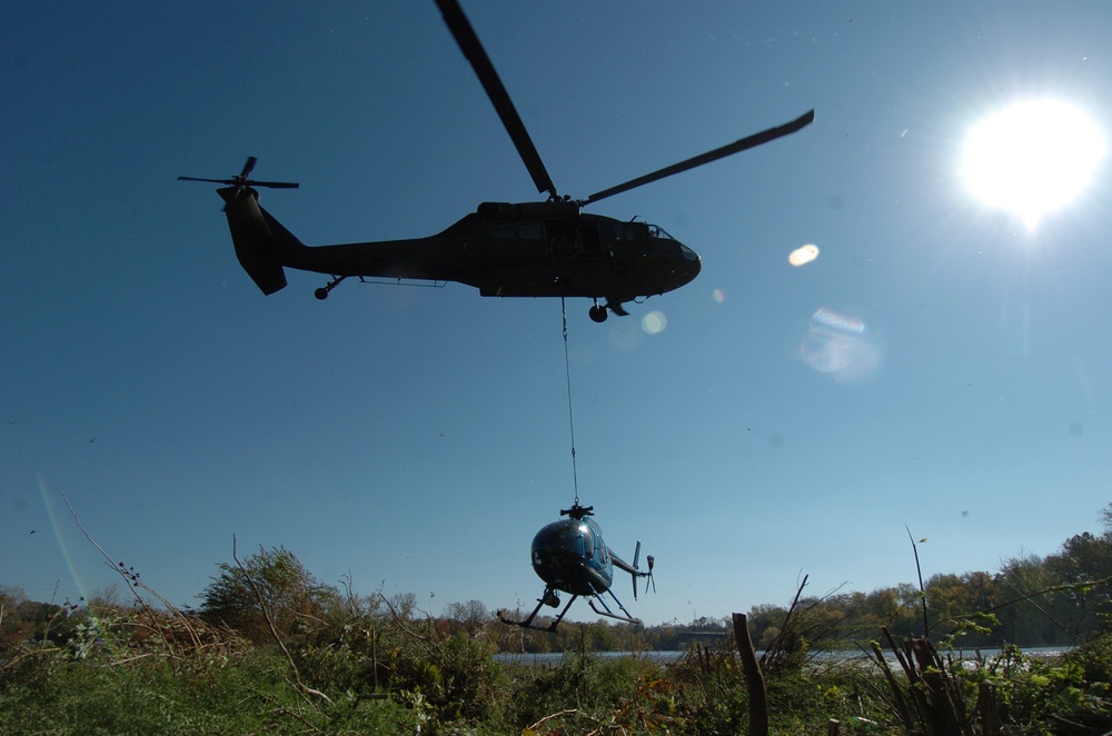Blackhawk helicopter assists Columbus Police Department with downed aircraf