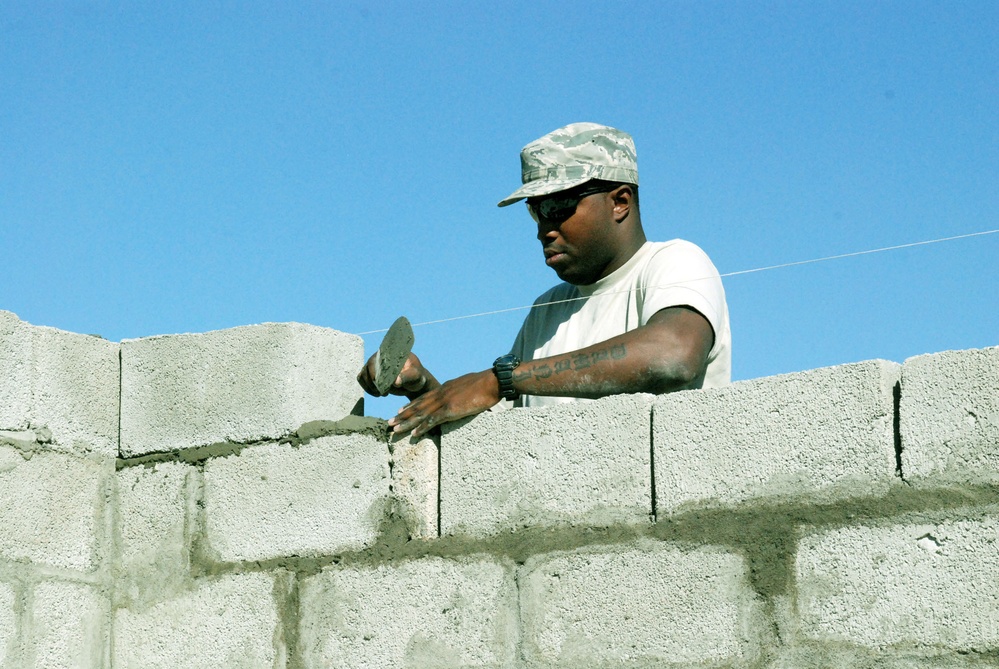 Construction at FOB Lightning