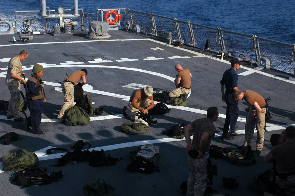 USS Porter Destroys Pirate Skiff