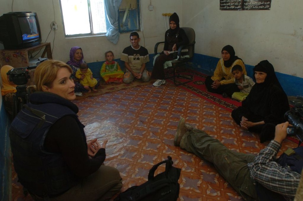 Young Iraqi woman gets a chance to walk again