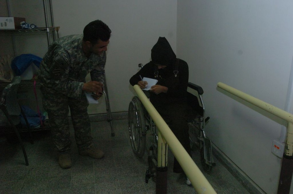 Young Iraqi woman gets a chance to walk again