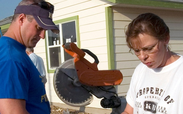 Navy volunteers with Habitat for Humanity support San Antonio Navy Wekk
