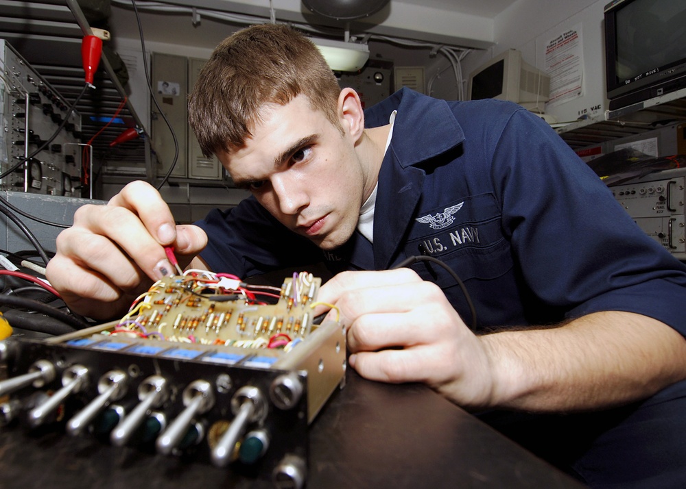 Airman troubleshoots AIC-14