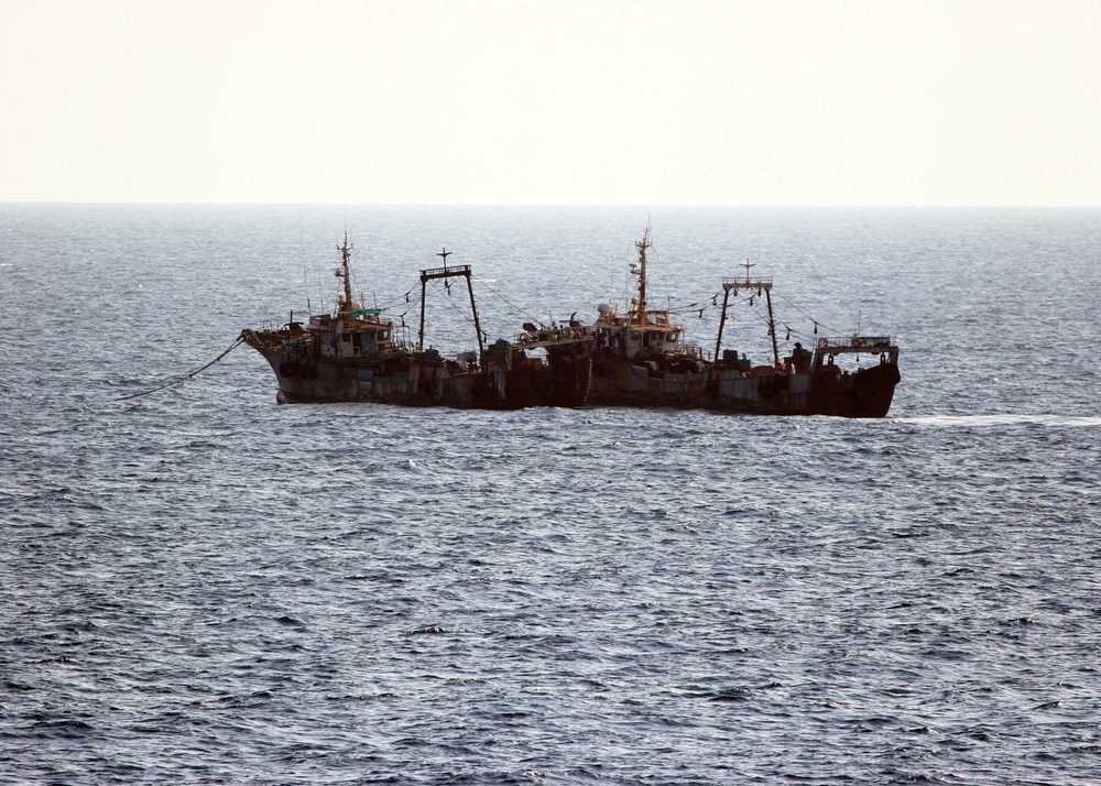 Navy provides escort to fishing boats off coast of Somalia