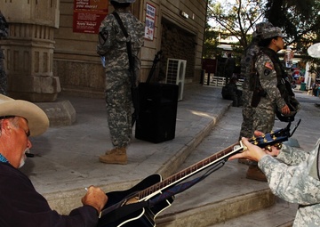 Singing Cowboy visits Prosperity