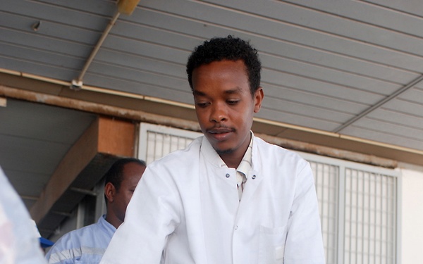 350th Civil Affairs Team Delivers Supplies