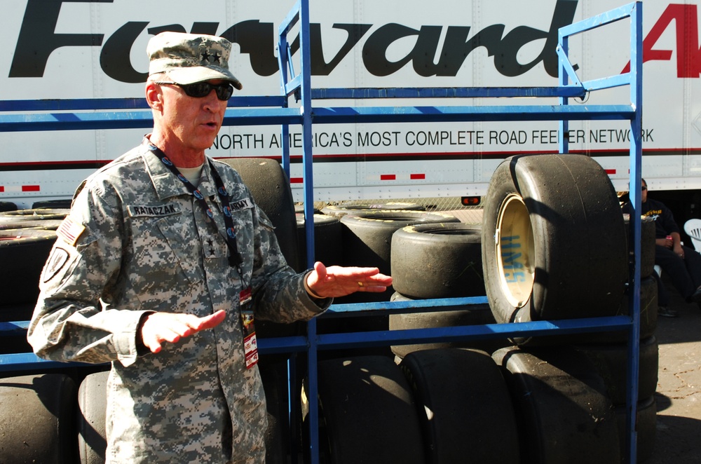 Mears Congratulates Arizona Soldier, NCO of the Year
