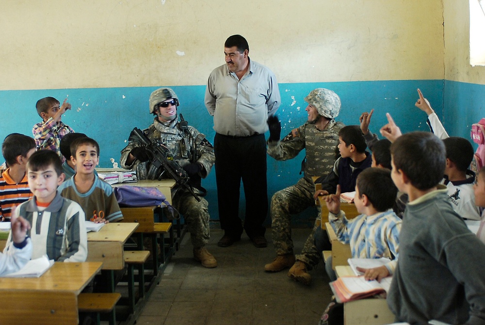 2-1 Cav. Keeps Their Finger on the Pulse of Diyala Province