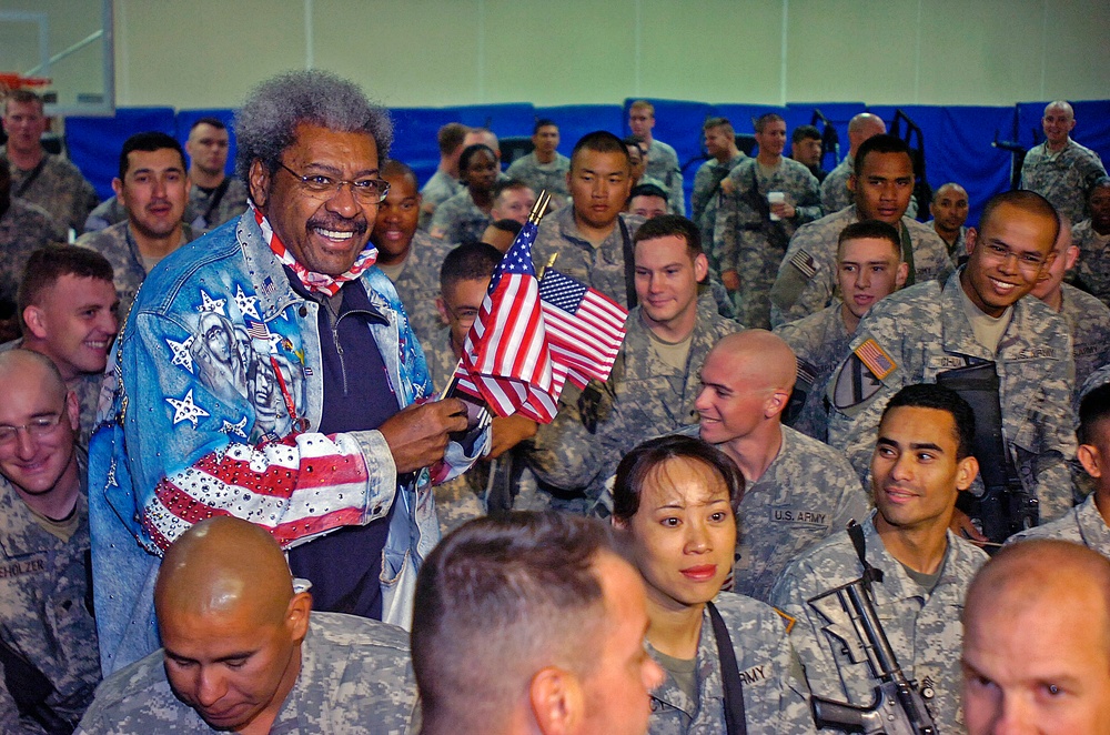 Don King Visits Troops in Iraq for Fight Night