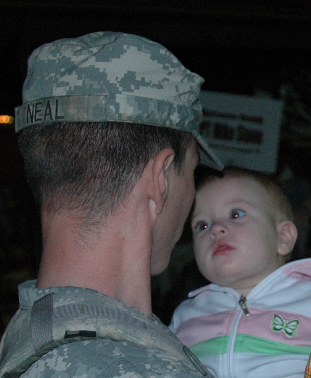 Cav. Families Thankful for Soldiers' Holiday Return