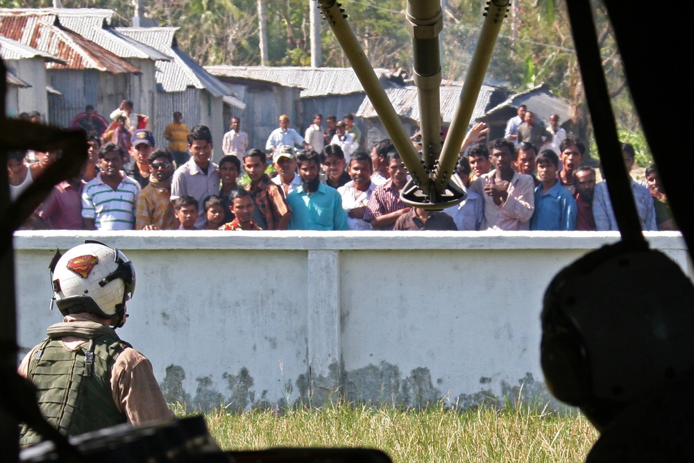 22nd Marine Expeditionary Unit providing aid