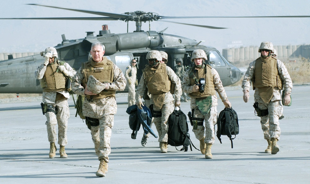 CMC visits Kabul, has lunch with 'family'