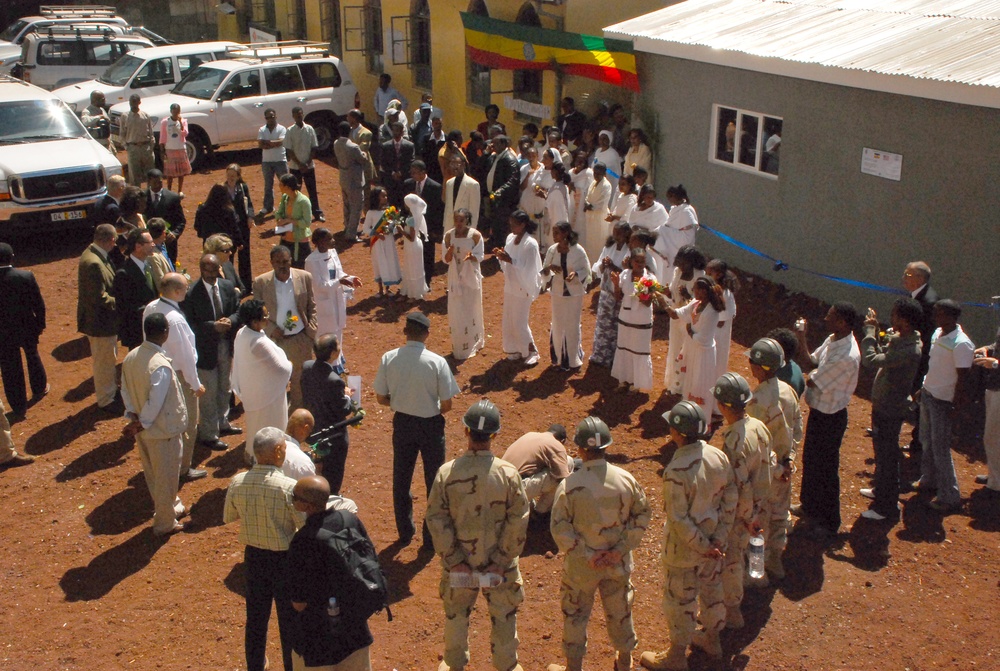 Community Celebrates Dedication of Primary School in Ethiopia