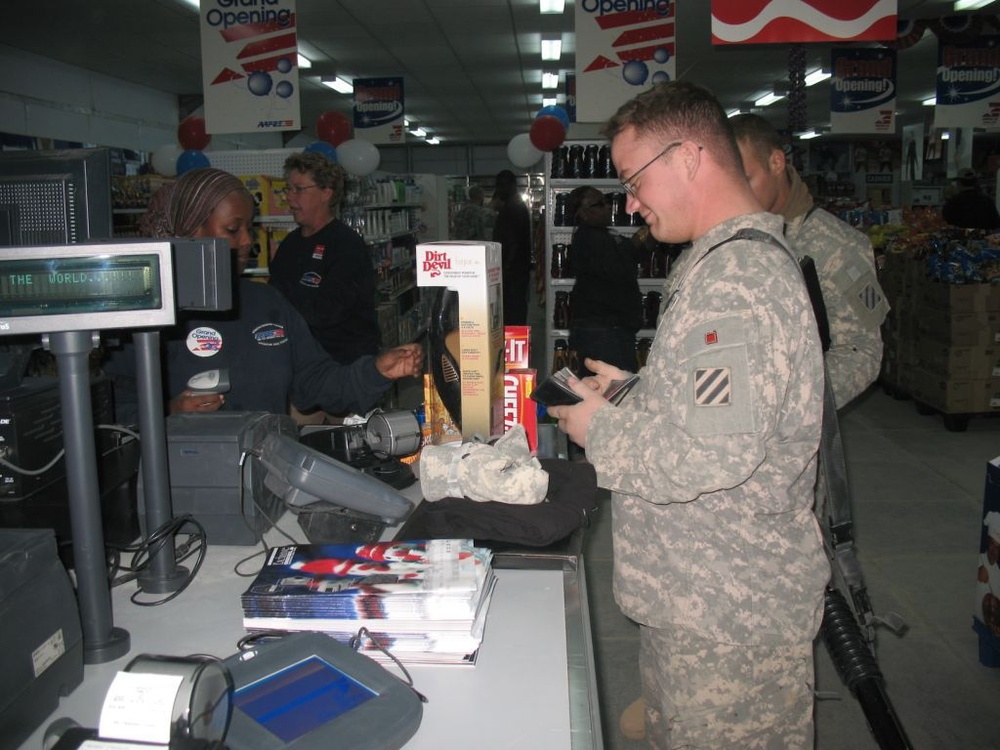 AAFES opens new PX on FOB Hammer