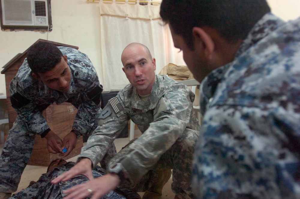 DVIDS - Images - JSS Doura trains more combat lifesavers [Image 2 of 3]