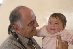 Iraqi doctors treat fellow countrymen during CME