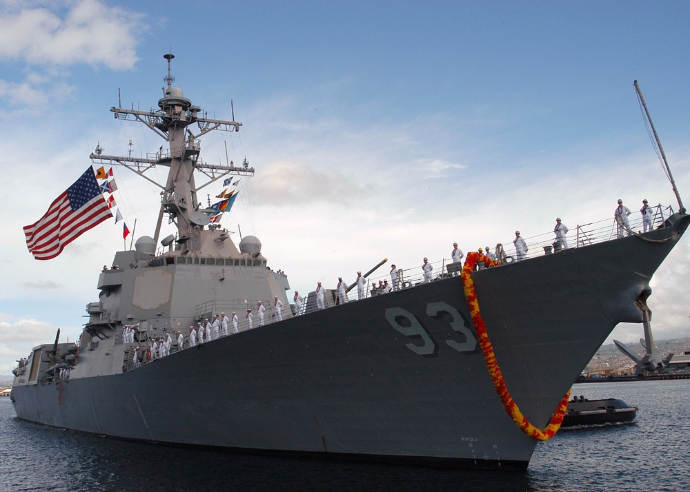 DVIDS - Images - USS Chung-Hoon Returns to Port [Image 2 of 3]