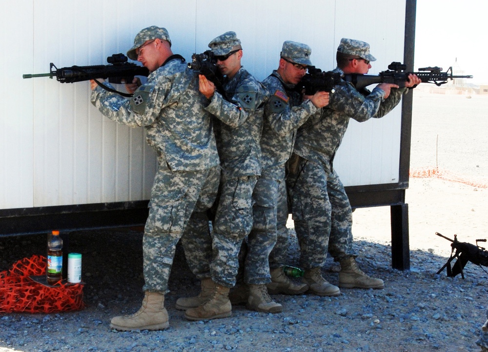 4th Infantry troops training in Kuwait