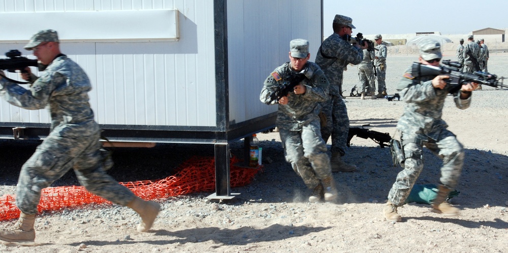 4th Infantry troops training in Kuwait