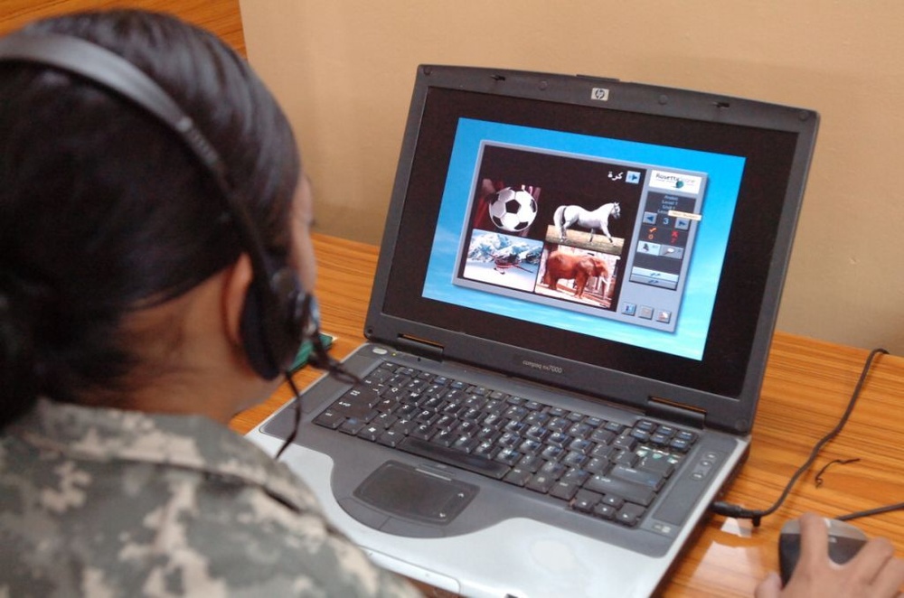 DVIDS - News - Soldiers use language lab to improve skills