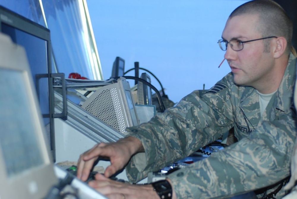 LSAA Air traffic controllers own Iraqi sky