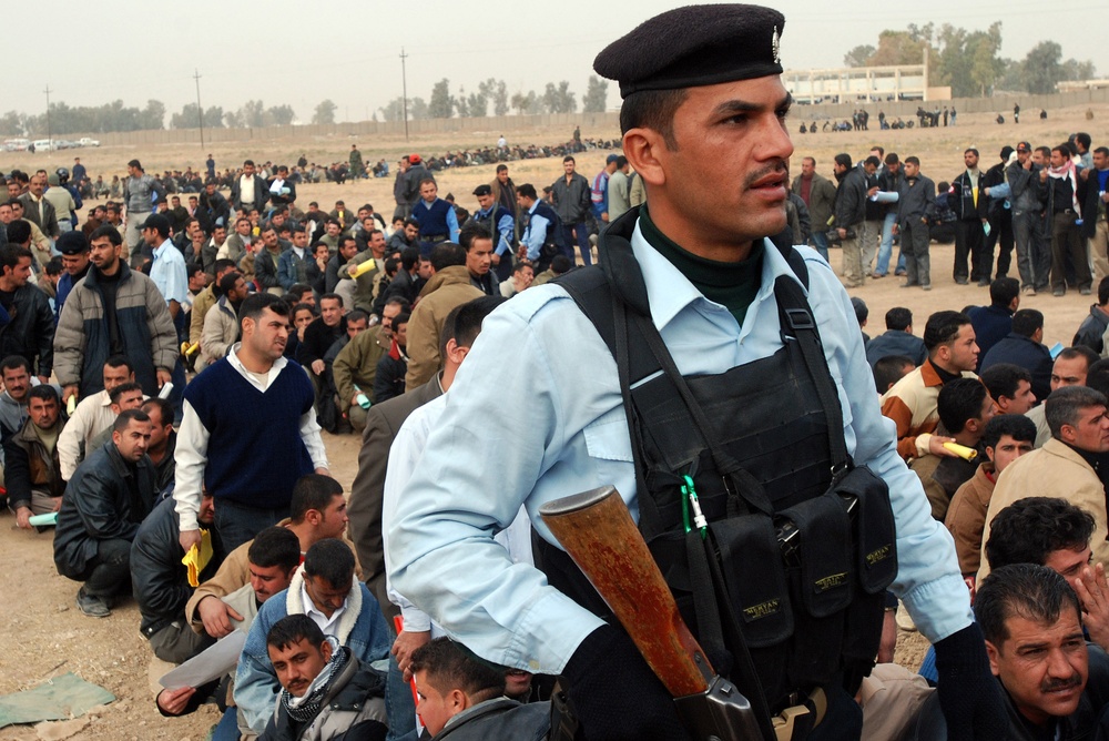 First Day of Recruitment Draws Over 4,000 IP Hopefuls to Kirkuk Police Acad