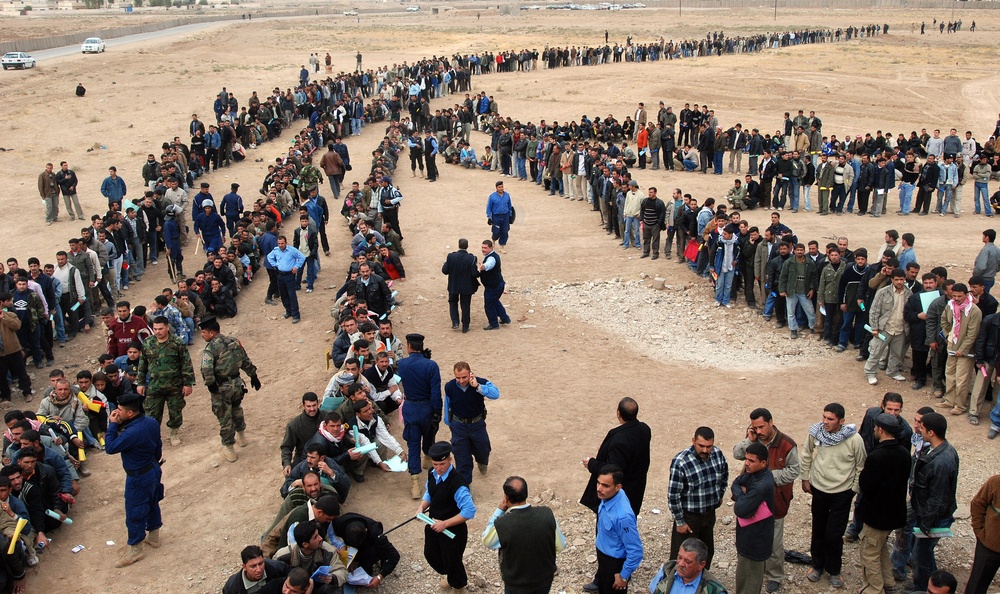 First day of recruitment draws over 4,000 IP hopefuls to Kirkuk Police Acad